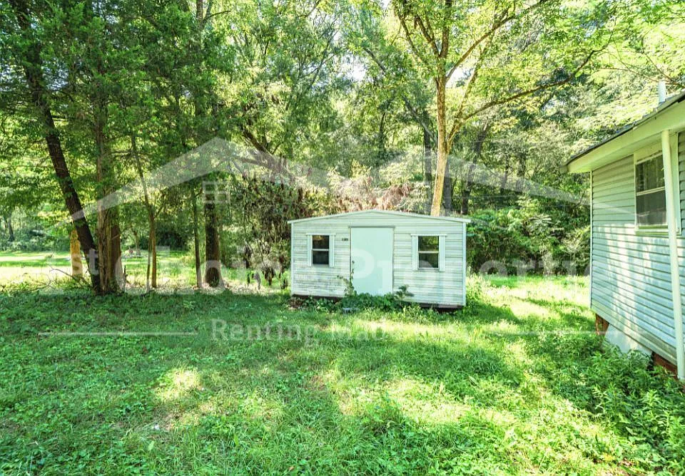 509 Arnold Circle Sylacauga, AL 35150 - 1 — Photo 2