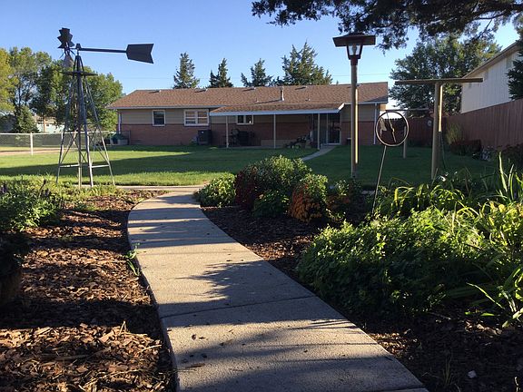 4th image of 1421 W Eugene Ave