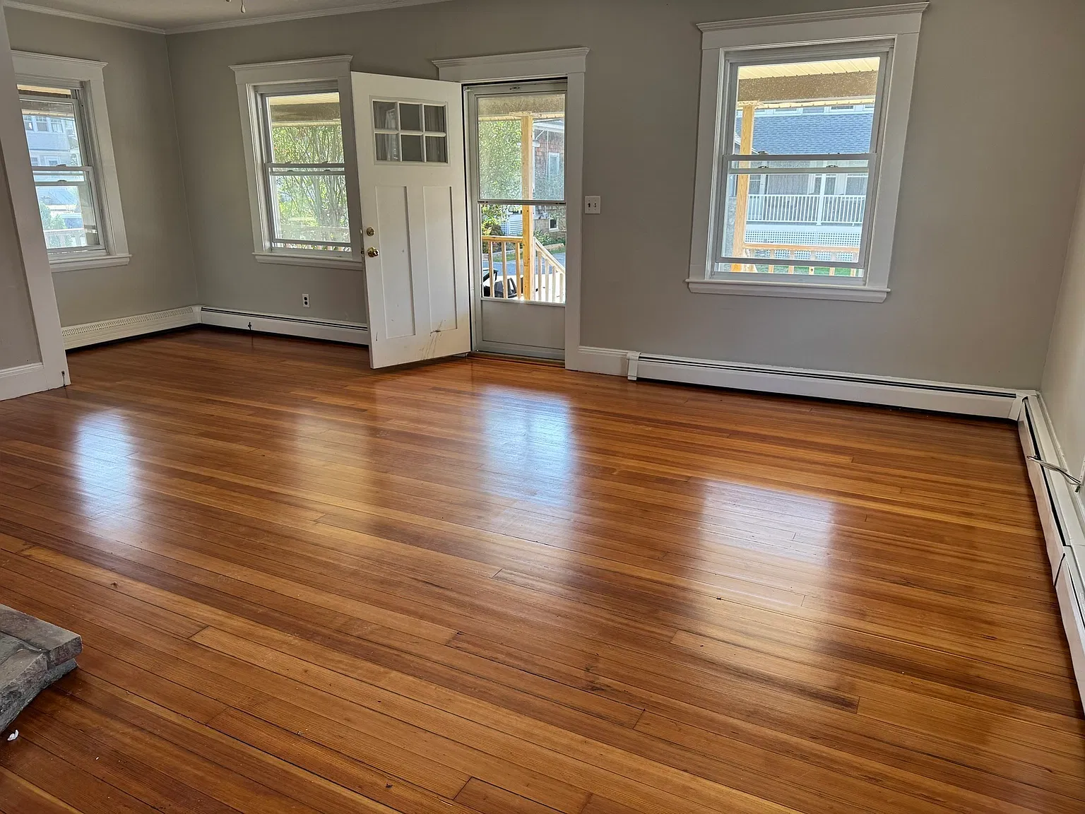 4 bed, 1.5 bath, 1754 sqft, $3,600 — Photo 3