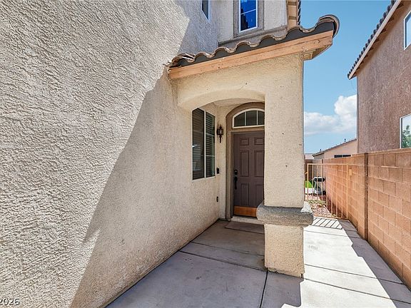 2nd image of 8112 Starling View Ct