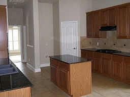 5th image of 1707 Thornberry Dr