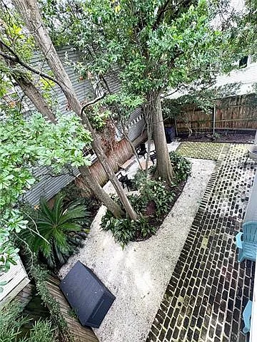 2906 Prytania St #203 — Photo 13