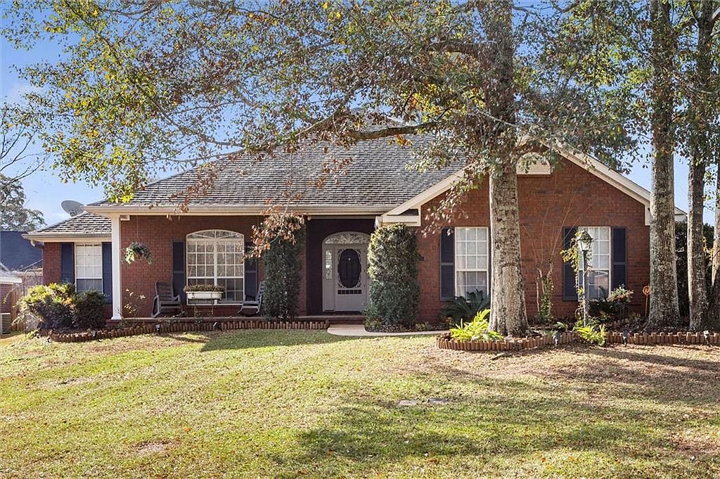 9221 Champion Cir N, Mobile, AL 36695 | MLS #7700861 | Zillow