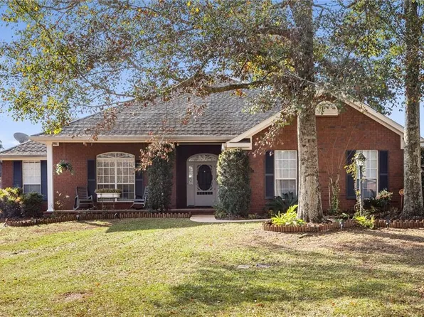 9221 Champion Cir N, Mobile, AL 36695