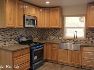 6403 1/4 S Victoria Ave, Los Angeles, CA 90043