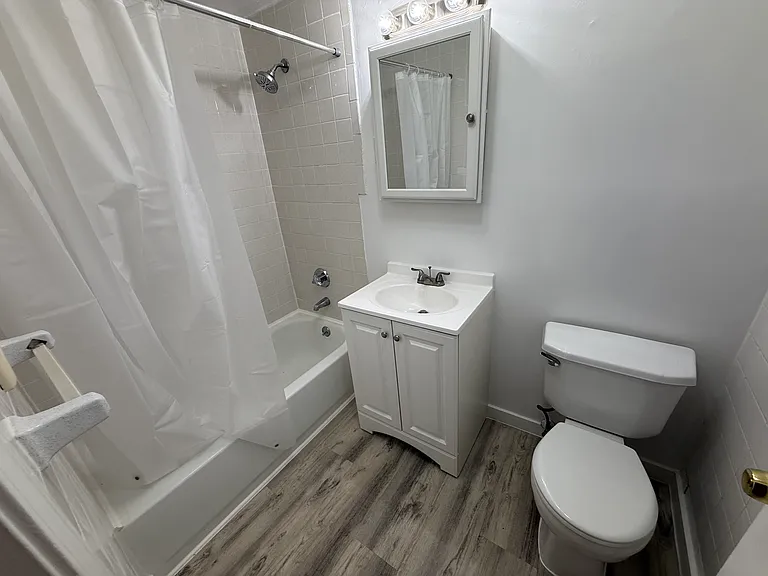 23 Roughan St #3 — Photo 9
