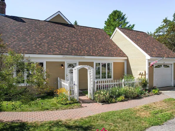 69 Garden Circle #69, Laconia, NH 03246