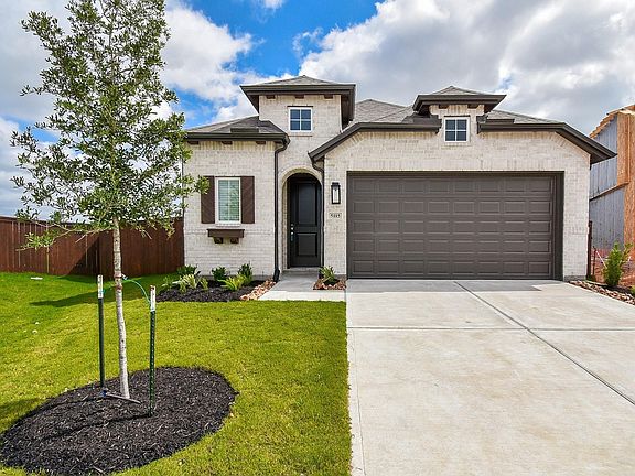 2nd image of 5115 Murillo Dr