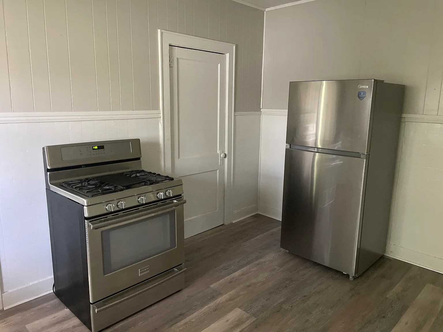 1 bed, 688 sqft, $700 — Photo 3