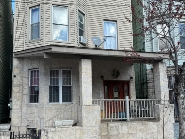212 Maple St, Weehawken Twp., NJ 07086