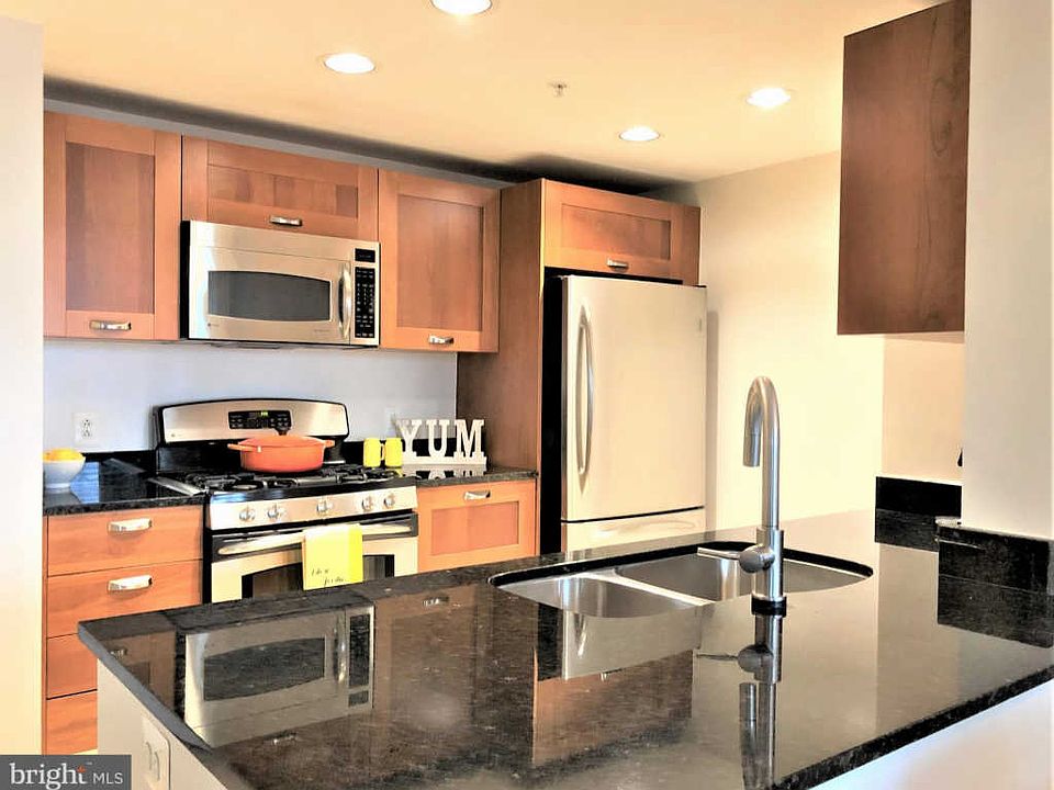 1st image of 2451 Midtown Ave #501