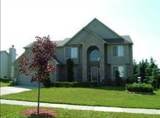 2321 Moss Rose Ct, Ann Arbor, MI 48103