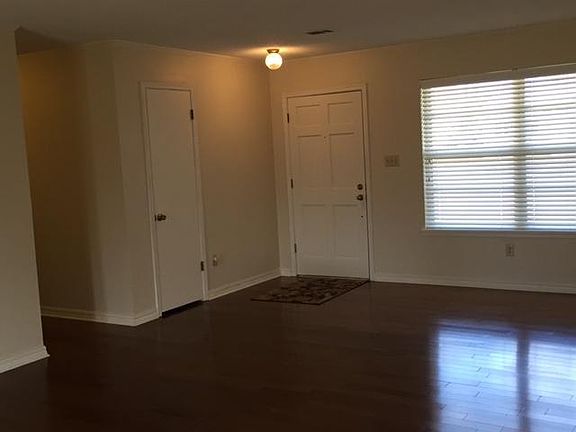 2nd image of 603 N Mobile Ave