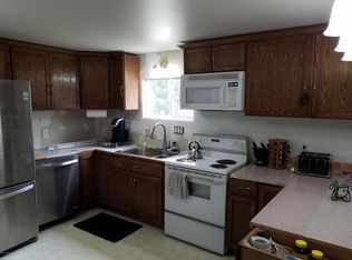 622 S 3rd St, Selah, WA 98942
