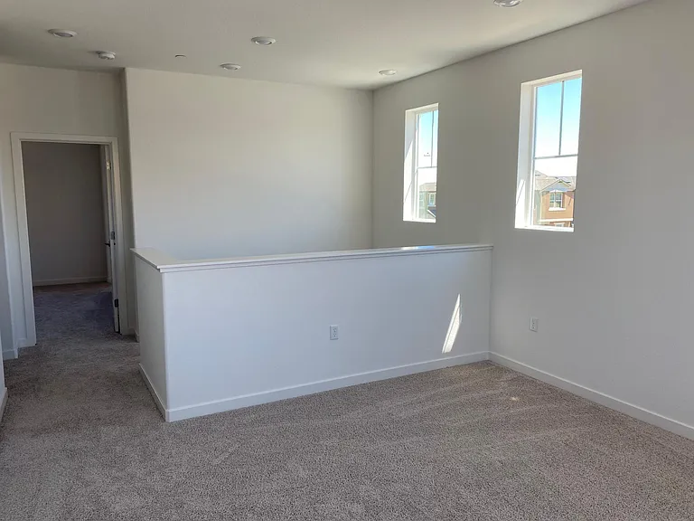801 Verdant Ln — Photo 12