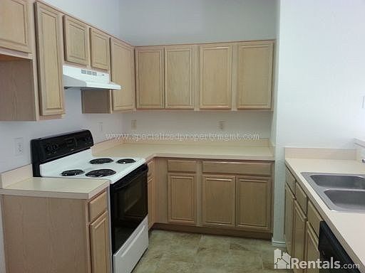 5th image of 2508 Nogales Dr