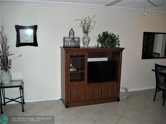 5th image of 260 Newport P #P