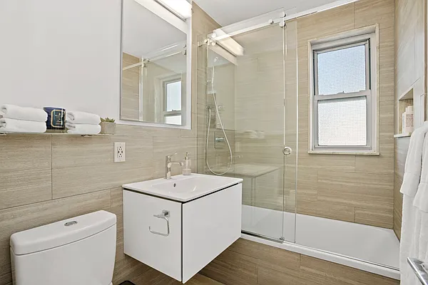Sold by Douglas Elliman | media 10