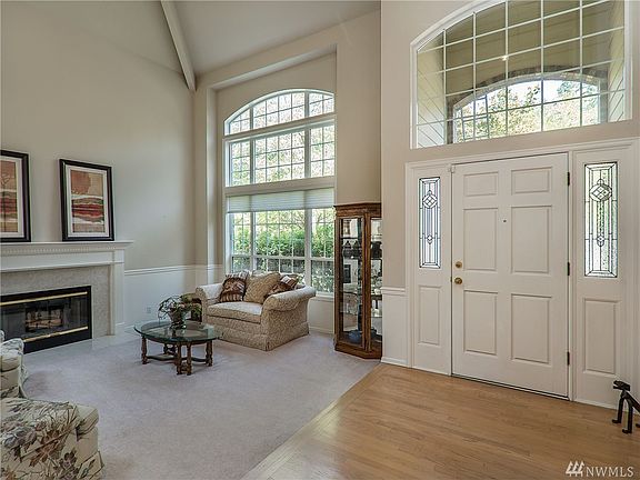 3rd image of 22777 SE 27th St