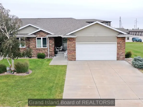 3710 Frostfire Ave, Grand Island, NE 68803