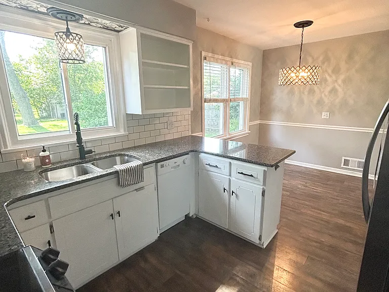 5901 Garden Park Dr — Photo 11