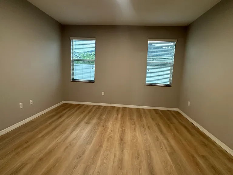 3008 Madelia Ln — Photo 28