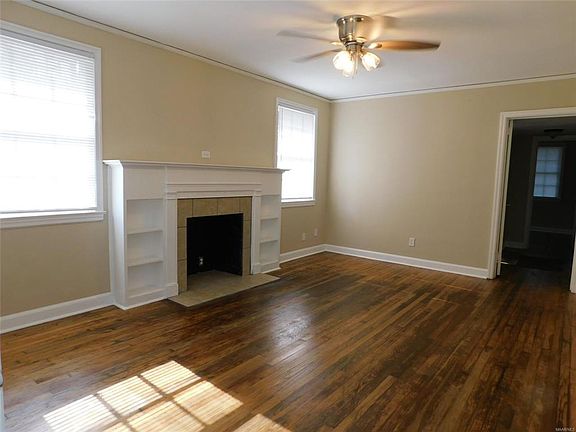 4th image of 3547 N Wareingwood Dr