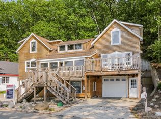 438 W Pickerel Lake Dr, Newaygo, MI 49337