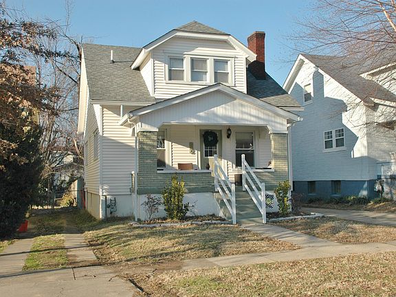 2nd image of 635 Ervay Ave