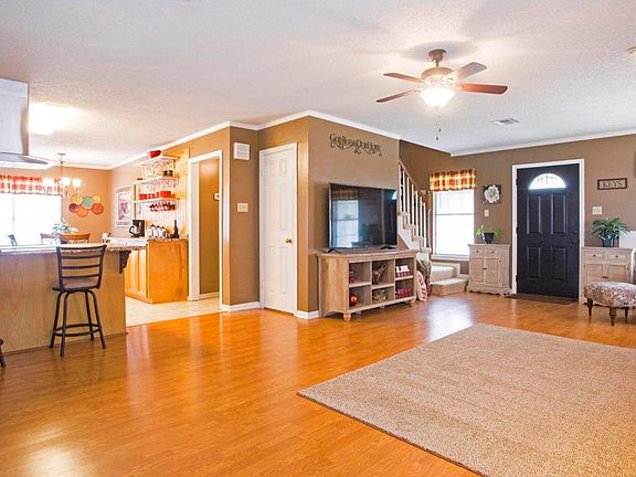 2nd image of 414 Timber Creek Dr