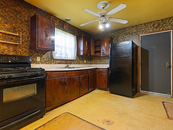 5th image of 2714 Ashland Ct