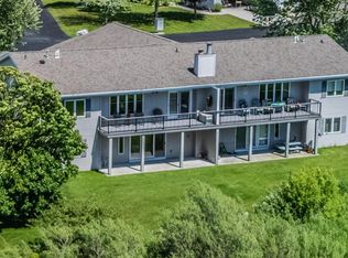 1722 Blue Heron Dr, Two Rivers, WI 54241