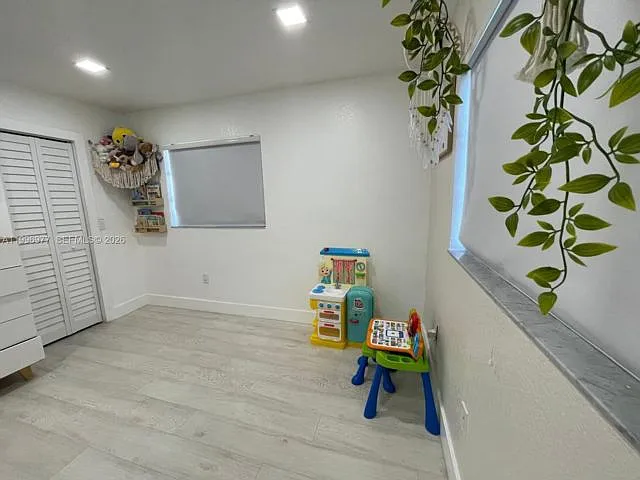 325 NW 19th Ln — Photo 17