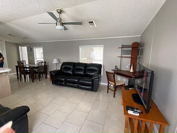 4th image of 13481 SW 6th St #102