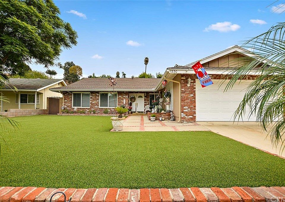1st image of 1330 Canyon View Dr