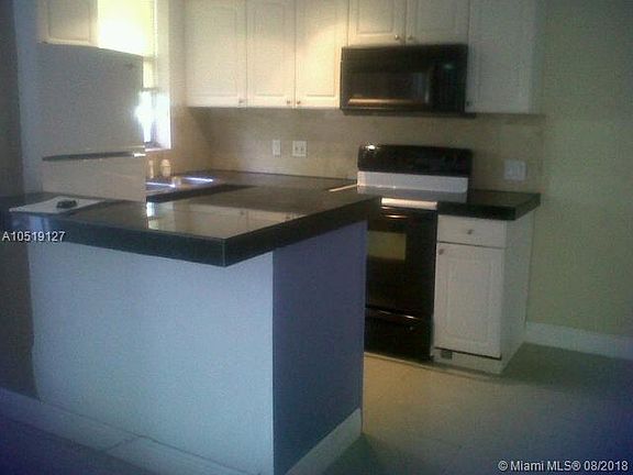 3rd image of 1801 S Treasure Dr APT 105
