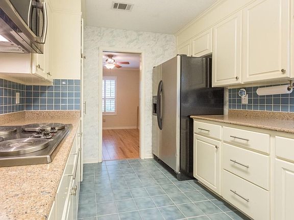 4th image of 4144 Aqua Vista Dr