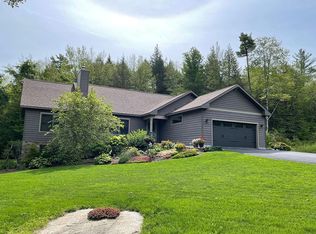 9 Gravel Hill Ln, Ticonderoga, NY 12883