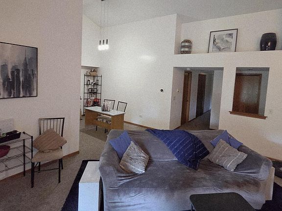 4th image of 18030 66th Ct APT 2N