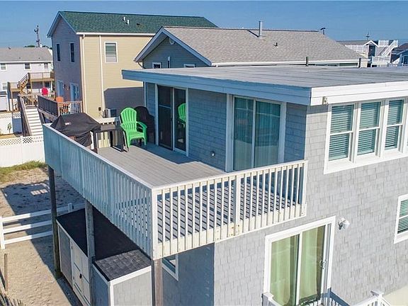 3rd image of 220 Merivale Ave #3