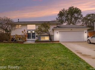 38549 Trafalgar Way, Sterling Heights, MI 48312