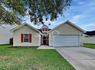 34 Willow Lakes Dr, Savannah, GA 31419