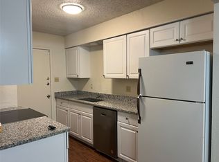 202 S Briery Rd APT A, Irving, TX 75060