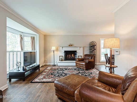 4th image of 1407 W Elm St