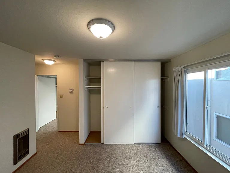 443 Lee St — Photo 15