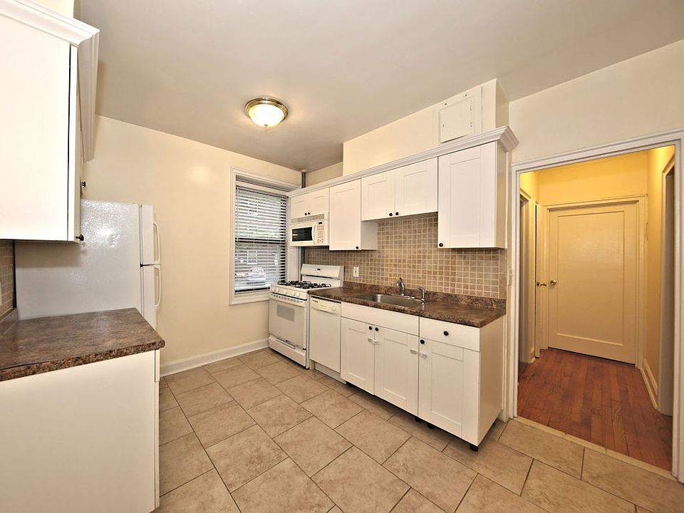 1st image of 421 Larchmont Acres APT B