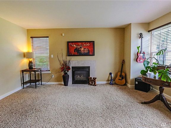4th image of 5207 Brady Pl SE