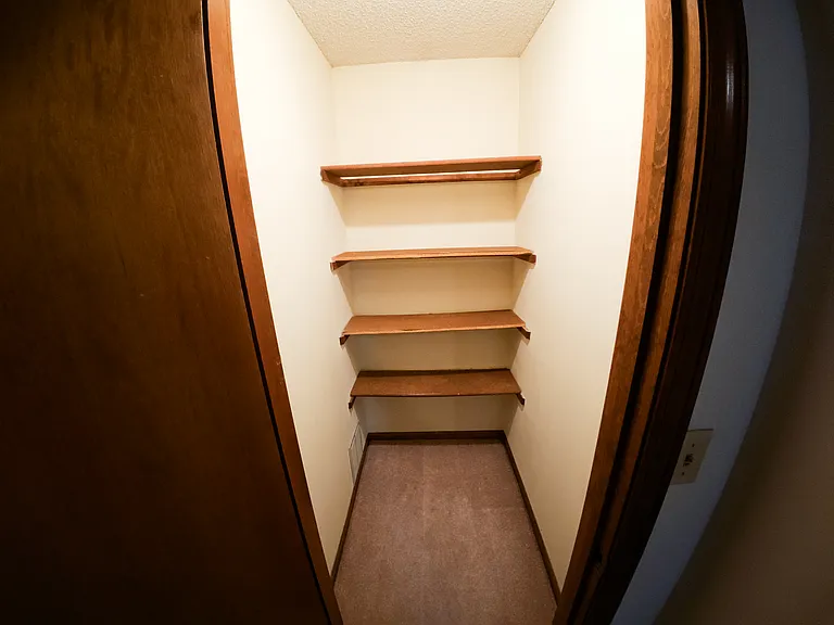 3619 Lakecrest Ct — Photo 10