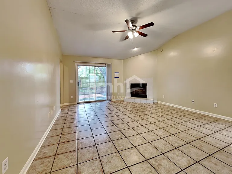 7829 Invermere Blvd — Photo 6