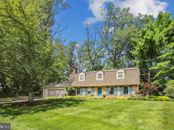 11906 Wayland St, Oakton, VA 22124